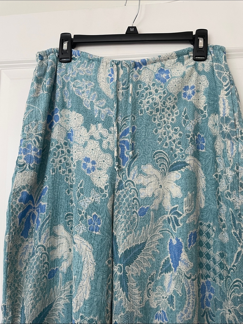 Abercrombie Crinkle Wide Leg Palazzo Pants - Picture 2 of 5